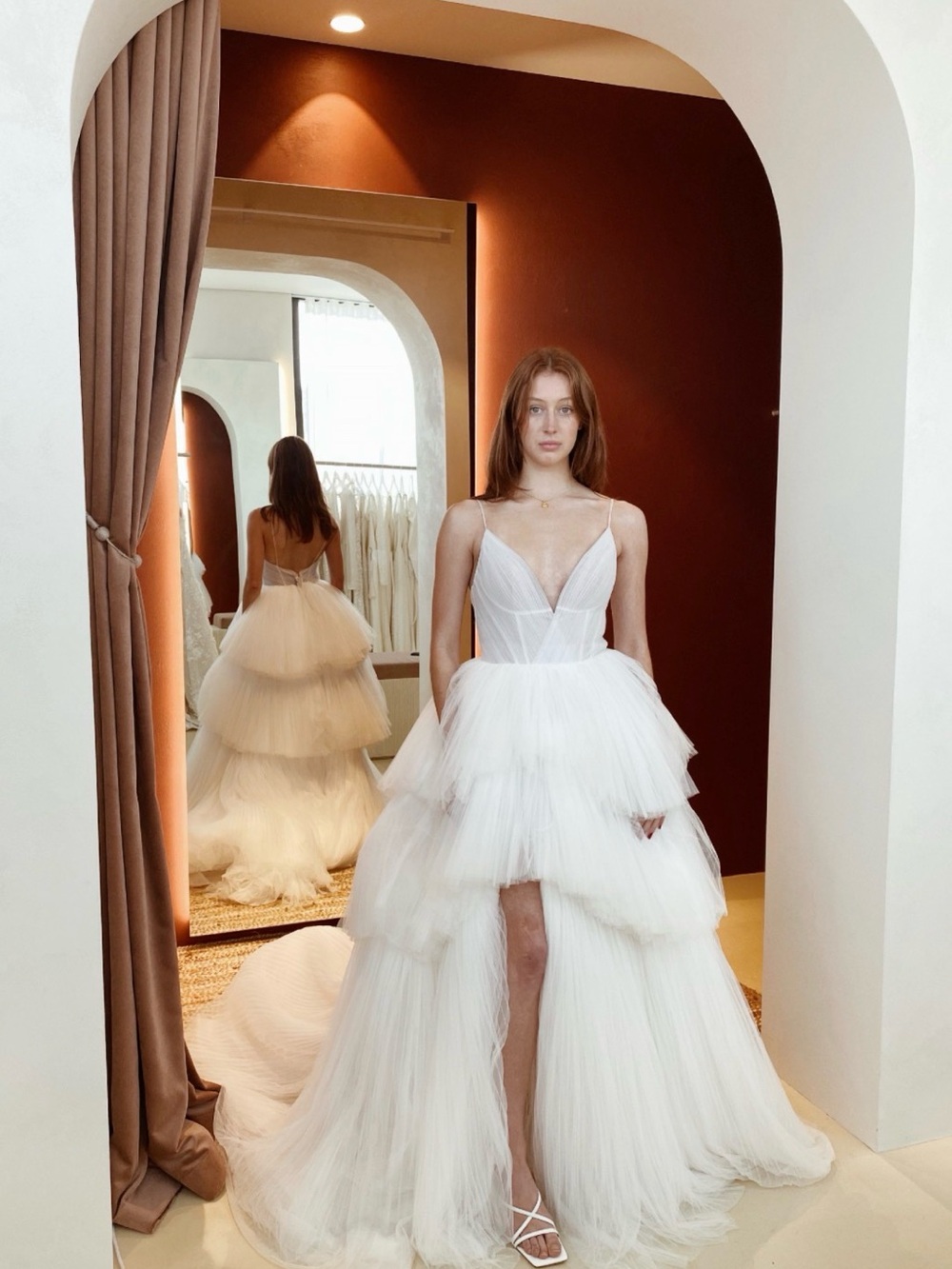 KYHA Jagger Wedding Dress - Elegant White Layered Tulle with Plunging V-Neck